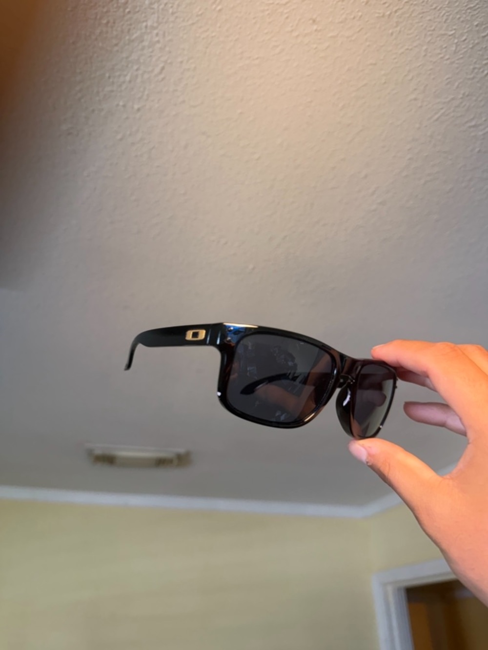 Oakley Men’s Black Polarized Sunglasses